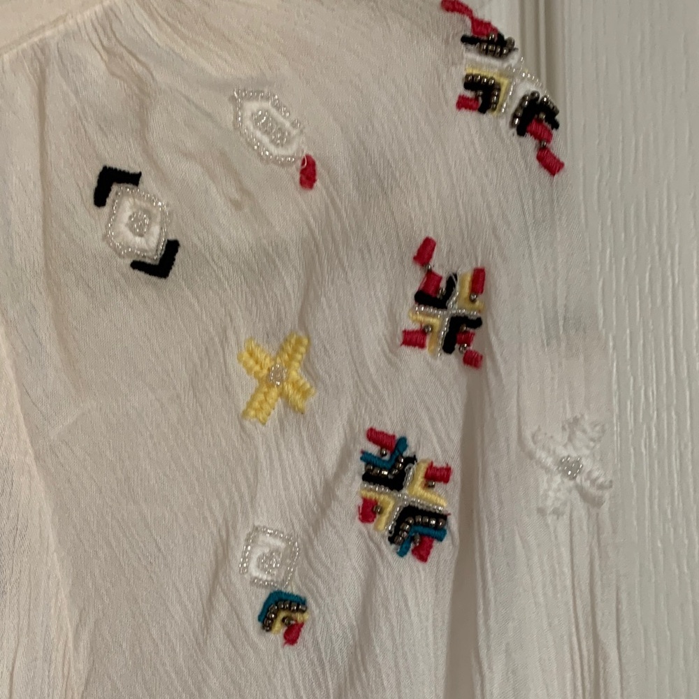 Jessica Simpson White Blouse with Colorful Embroidery - Picture 6 of 10
